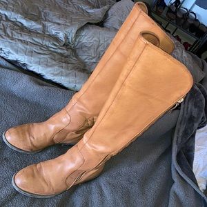 Tan riding boots, knee high, women’s, size W